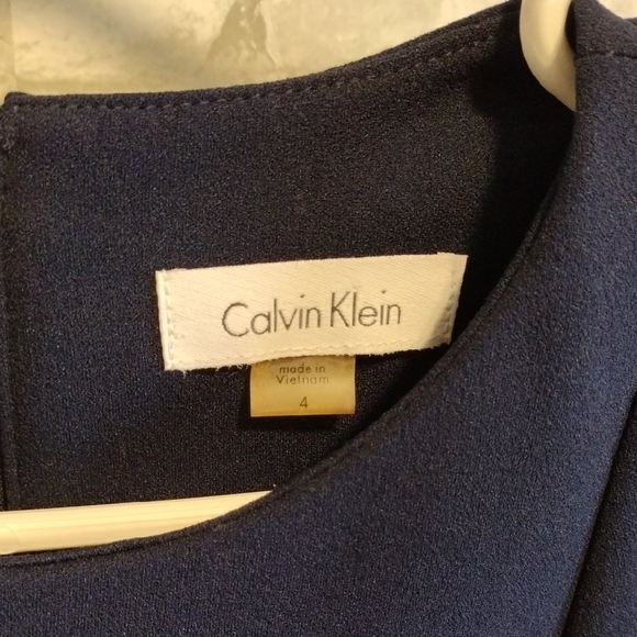 Calvin Klein Elegant Navy Blue Sleeveless Dress - Picture 2 of 3